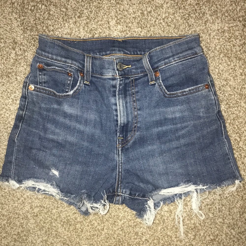 Levi’s shorts